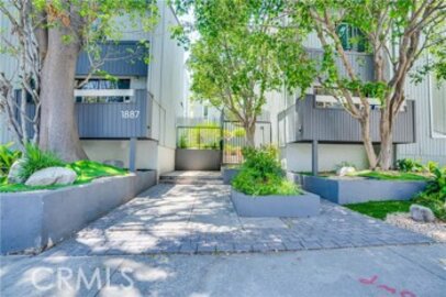 Elegant Newly Listed Greencourt West Condominium Located at 1887 Greenfield Avenue #205