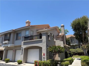 165 California Court Photo