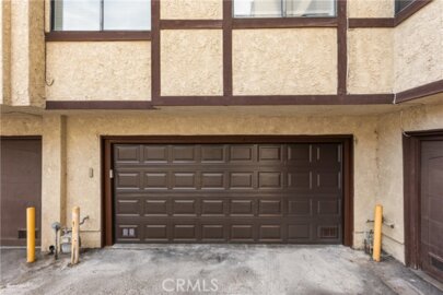 21720 Hart Street #5 Photo