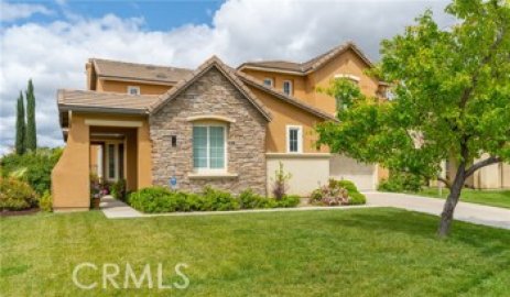 This Splendid Temecula Creek Single Family Residence, Located at 43901 Running Brook Circle, is Back on the Market