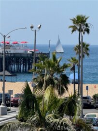 600 E Oceanfront #3 B Photo