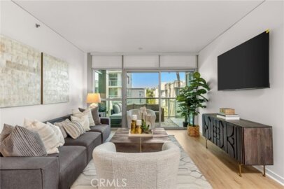 13650 Marina Pointe Drive #506 Photo