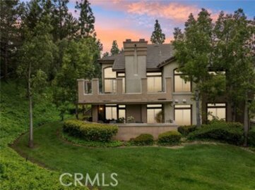 Marvelous St. Tropez Condominium Located at 121 Montara Drive was Just Sold