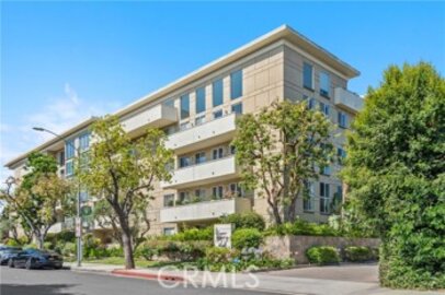 Magnificent Encino Park West Condominium Located at 4949 Genesta Avenue #102 was Just Sold