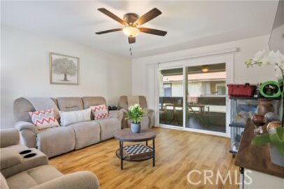 Phenomenal Oakview Condominium Located at 1336 Brentwood Circle #D was Just Sold
