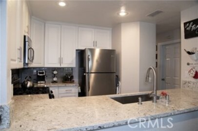 Gorgeous Newly Listed White Oak Condominium Located at 22171 Rim Pointe #4A