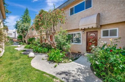 17053 Roscoe Boulevard #3 Photo