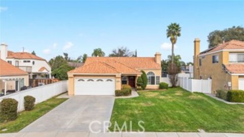 Beautiful Newly Listed Menifee Lakes Single Family Residence Located at 30136 Via Amante