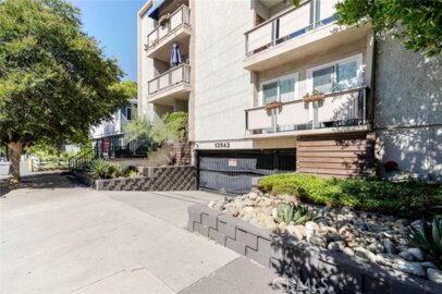 13543 Moorpark Street #7 Photo