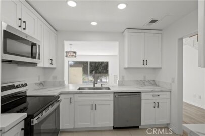 4719 Knickerbocker Photo