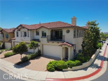 Charming Newly Listed Oak Drive Villas Condominium Located at 1341 Isabella Way