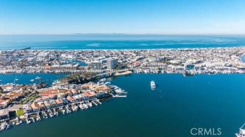 101 Scholz Plaza Ph18 Photo