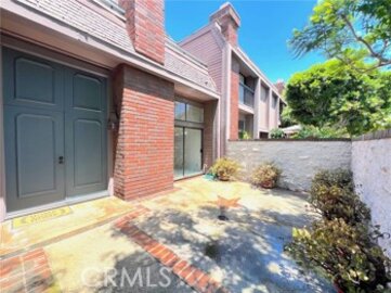 Charming Newly Listed Via Marina Tahiti Townhouse Located at 13044 Mindanao Way #3