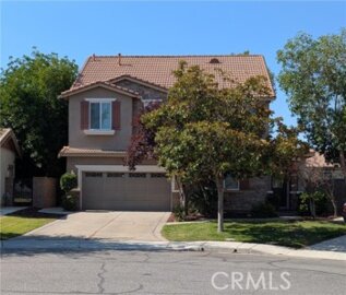 Charming Newly Listed The Lakes Single Family Residence Located at 29081 Loden Circle