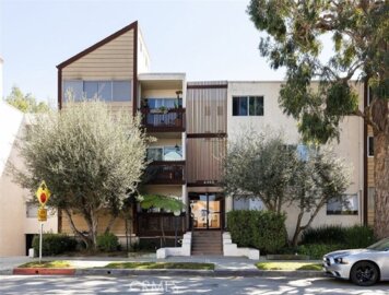 6050 Canterbury Drive #F108 Photo
