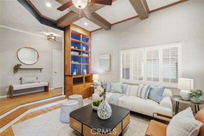 18730 Hatteras #47 Photo