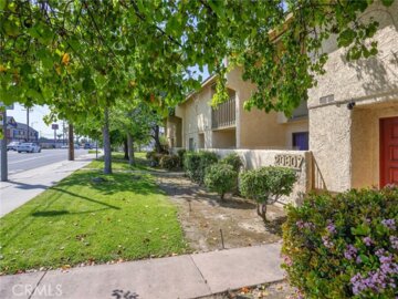 20807 Roscoe Boulevard #5 Photo
