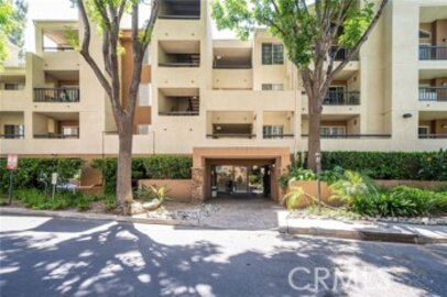Beautiful Newly Listed The Met Condominium Located at 5510 Owensmouth Avenue #327