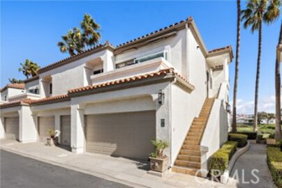 Amazing Tennis Villas Townhouse Located at 60 Tennis Villas Drive was Just Sold