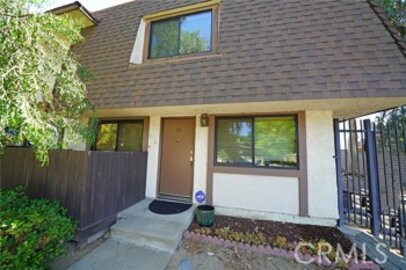 Extraordinary Newly Listed Villa Amigo Townhouse Located at 18560 Vanowen Street #27