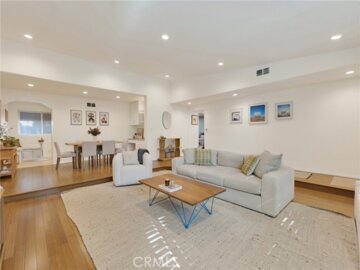 12803 Bloomfield #2 Photo