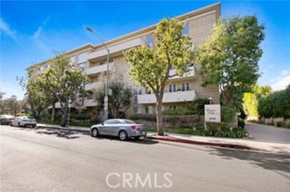 Splendid Newly Listed Encino Park West Condominium Located at 4949 Genesta Avenue #104