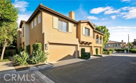 This Impressive Sheridan Place Townhouse, Located at 5 Bradford, is Back on the Market