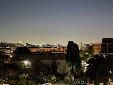 310 N Jackson #326 Photo