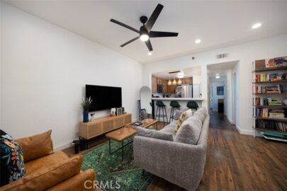 720 W 4th #110 Photo