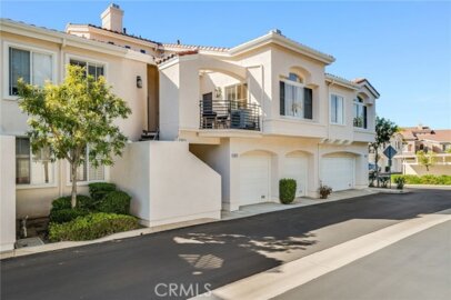 28771 El Adolfo Photo