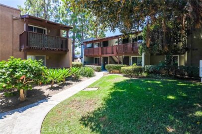 1030 W Macarthur Boulevard #95 Photo