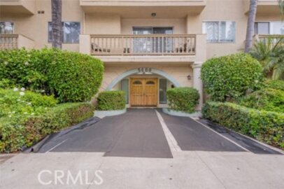 Outstanding Newly Listed Ports of Call Condominiums Condominium Located at 5400 Lindley Avenue #311