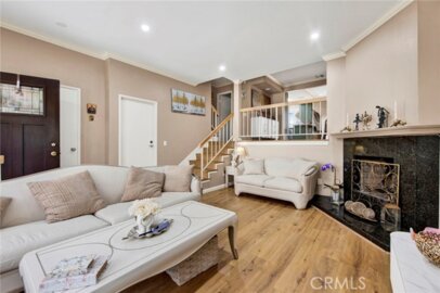 20737 Roscoe #203 Photo