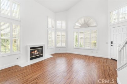 24545 Santa Clara Avenue Photo