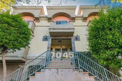 7045 Woodley Avenue #218 Photo