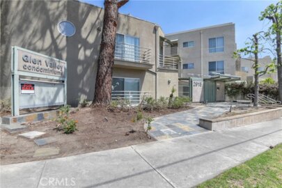 2915 Montrose Avenue #525 Photo