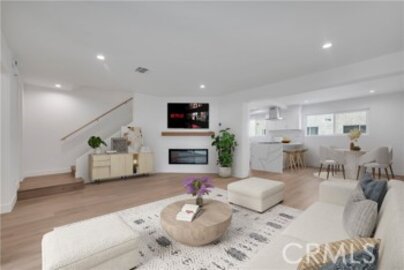 Marvelous Newly Listed Tarzana Gardens Townhouse Located at 18550 Hatteras Street #94