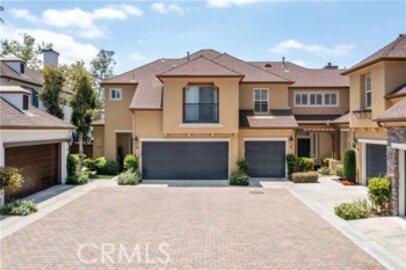 Elegant Newly Listed Sycamore Grove Condominium Located at 31 Amesbury Court