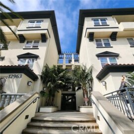 Amazing Catalina Playa Vista Condominium Located at 12963 Runway Road Street #113 was Just Sold