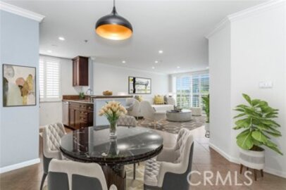 Gorgeous Hollywood Regis Condominium Located at 7320 Hawthorn Avenue #102 was Just Sold