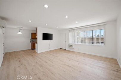 8800 Cedros Avenue #204 Photo