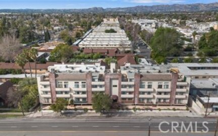 Lovely Newly Listed Winnetka Plaza Condominium Located at 7515 Winnetka