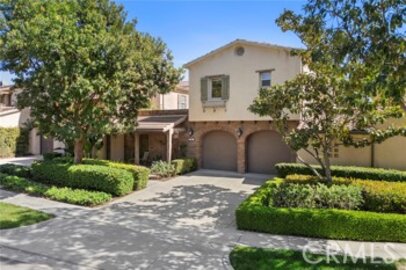 Gorgeous Newly Listed Los Arboles Condominium Located at 24 Tree Clover