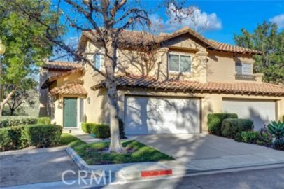 Terrific Newly Listed Tierra Linda Townhouse Located at 59 Fuente