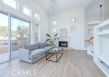 Lovely Cantada Townhouse Located at 2688 Dunstan Drive was Just Sold