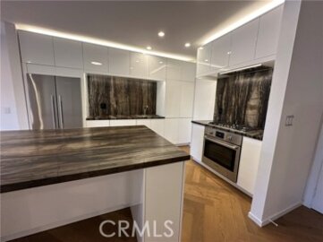 Impressive Newly Listed Villa Capri Condominium Located at 330 N Jackson Street #313