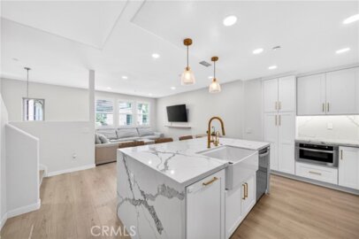 2827 W Edinger Avenue Photo