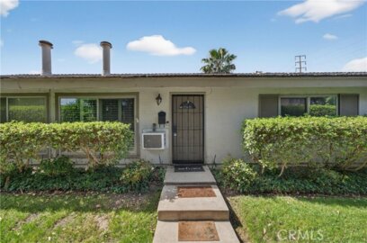 14802 Newport #20B Photo