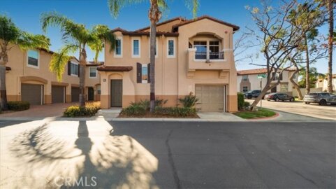 F Pelican Bay Photo