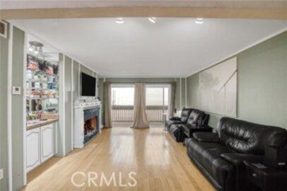 Extraordinary Newly Listed Encino Villas Condominium Located at 5334 Lindley Avenue #219